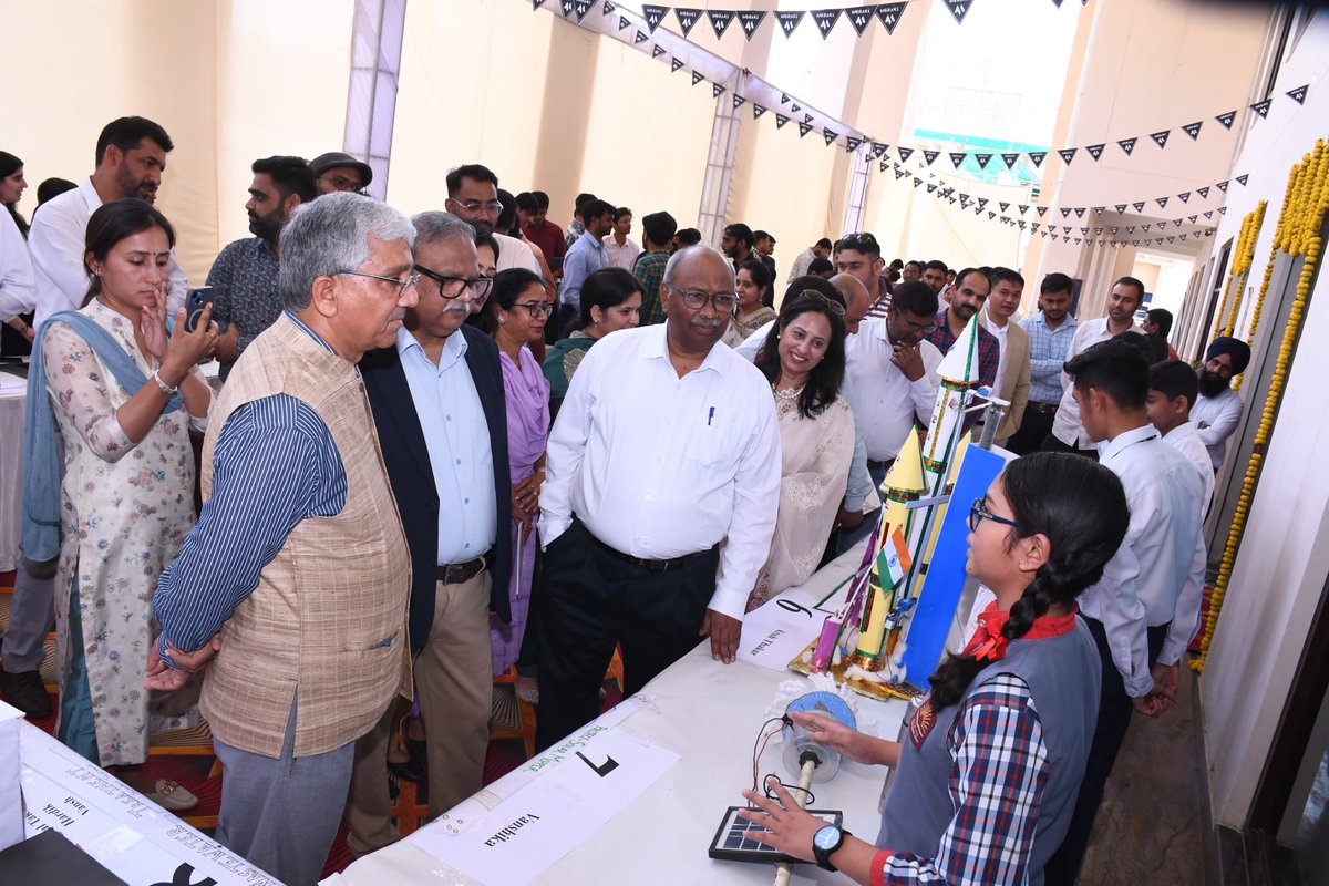 iiituna's tweet photo. Meraki 2025 at IIIT Una: A national tech fest uniting 800+ students in innovation, AI challenges, and industry mentorship. Graced by esteemed guests, it set new standards for student-driven excellence and digital empowerment.
@iiituna @EduMinOfIndia
 #Meraki2025 #IIITUna https://t.co/s4G5bz1Hak
