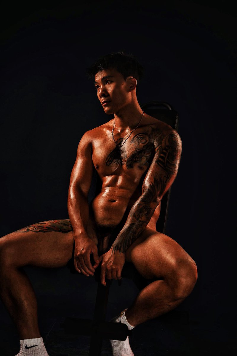 這場戰役中我失去了苦心經營好幾年的帳號…
到現在我依然在迷惘，哪裡出了問題？
第一次的合作，你做了那樣糟糕的事情，我為了生活，只能想辦法忘卻這件事，每當想起那畫面，還是覺得很反胃