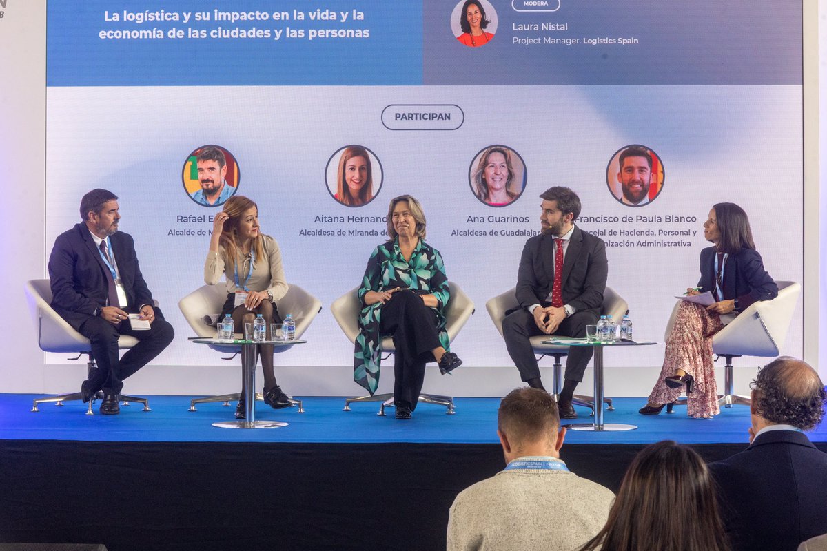 GuadalajaraAyto's tweet photo. 🏭🗣️ La alcaldesa de #Guadalajara, @AnaGuarinos, se decanta por crear más #suelo industrial y residencial para afianzar el #crecimiento económico
#LogisticSpain #PromociónEconómica #AnaGuarinos
🔗 https://t.co/smPGy2k9Bg https://t.co/vmVEA21aMW