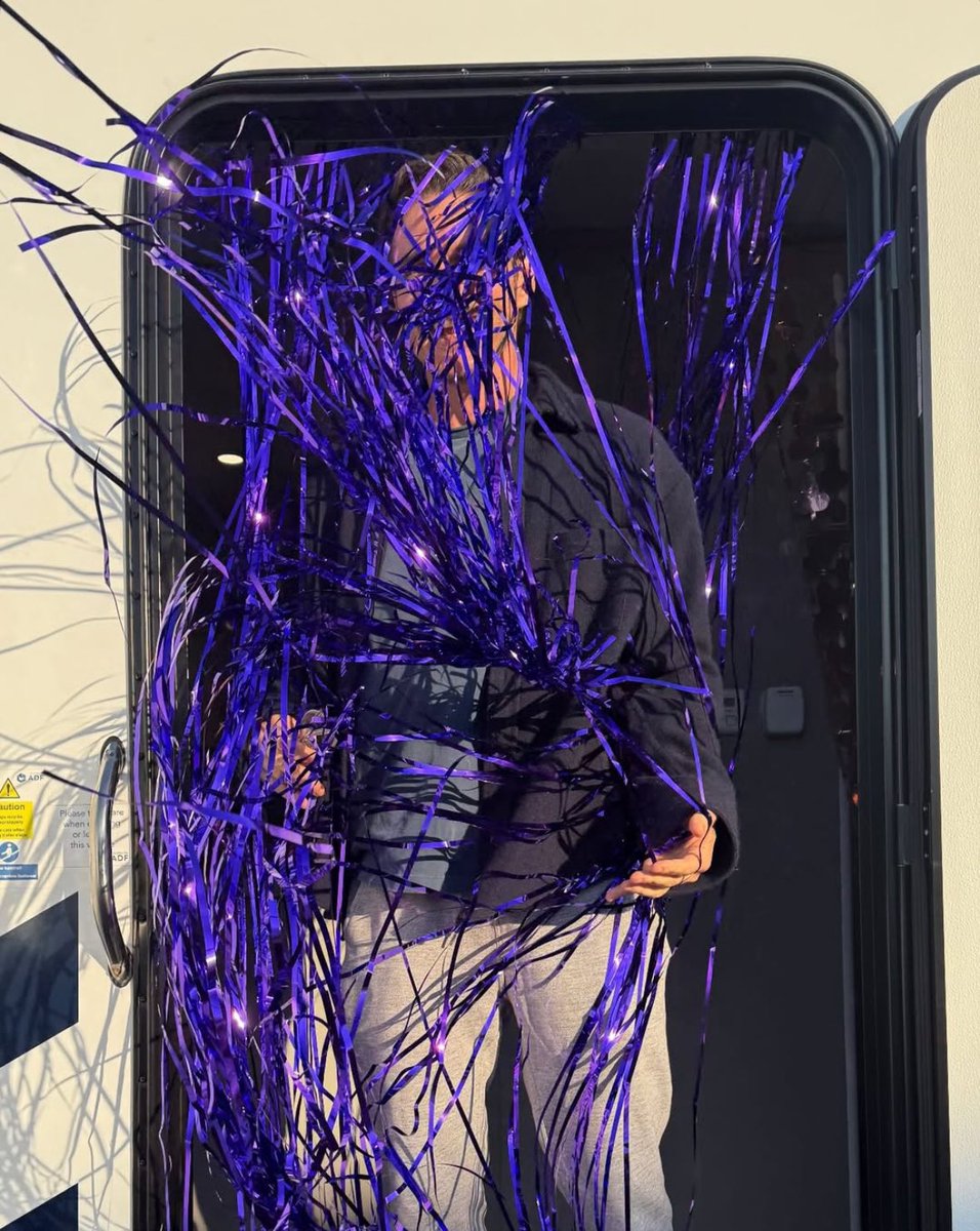 Pedro Pascal celebrates his birthday on the set of ‘AVENGERS: DOOMSDAY’ 📸