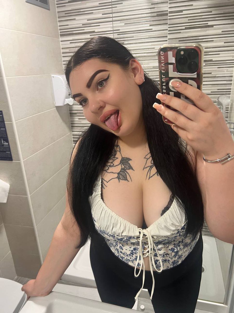 Abonne toi et dm moi tu verras 💋🦋
