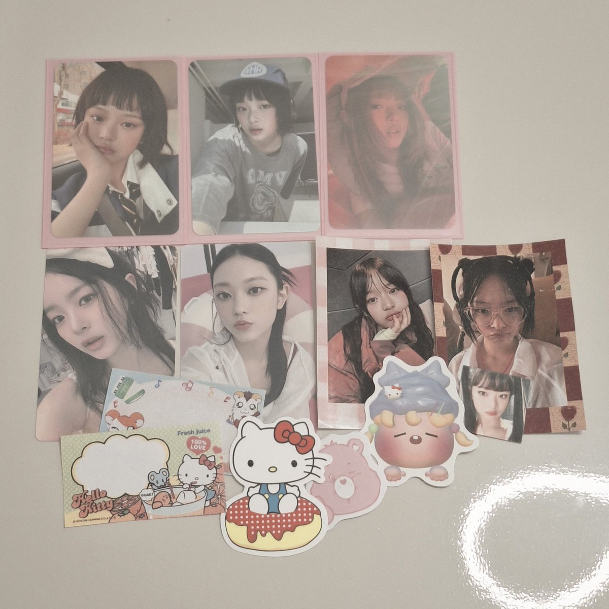 aerismz's tweet photo. ཐི   happy mail   ❤︎ ̥
ㅤㅤㅤㅤㅤㅤㅤ
feedback positivo para @besitos2jake, o processo foi bem tranquilo, ela me me enviou fotos e vídeos, trazendo muita confiança. os brindes são muito lindos, obrigada ! 🥺 🩷 https://t.co/7DGtKyGTo4