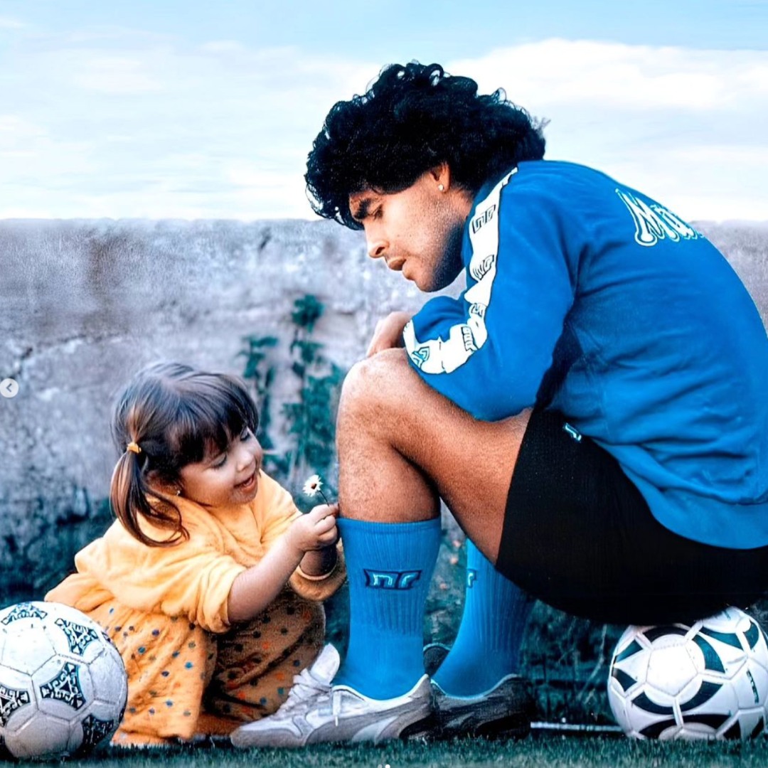 🌼 <a href="/dalmaradona/">Dalma Maradona</a>