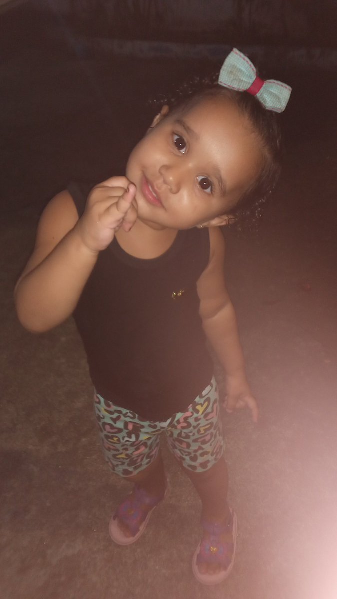 Tontonzinha 
Minha vida 😻