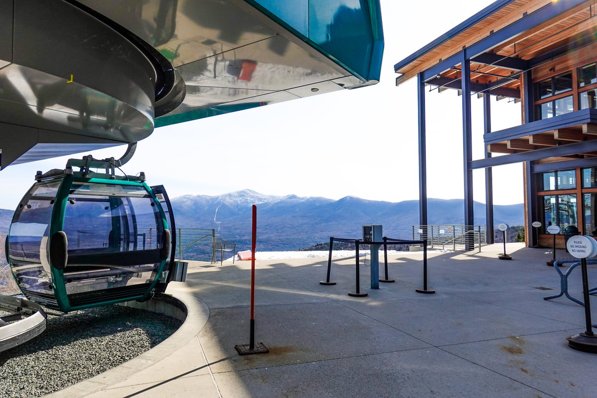 bretton_woods's tweet photo. Prediction for Thursday, April 3rd:
Lift Hours: 9:00am-4:00pm
24/48/72hr: 0”/0”/0”
Base Depth: 20-48”
Snow Conditions: Machine Groomed/Loose Granular
Trails Open: 32
Glades Open: 0
Lifts Open: 2 (Skyway Gondola & Learning Center Quad)
#ski93
#dayatthewoods
#skinewhampshire https://t.co/DdVHJjGRx1