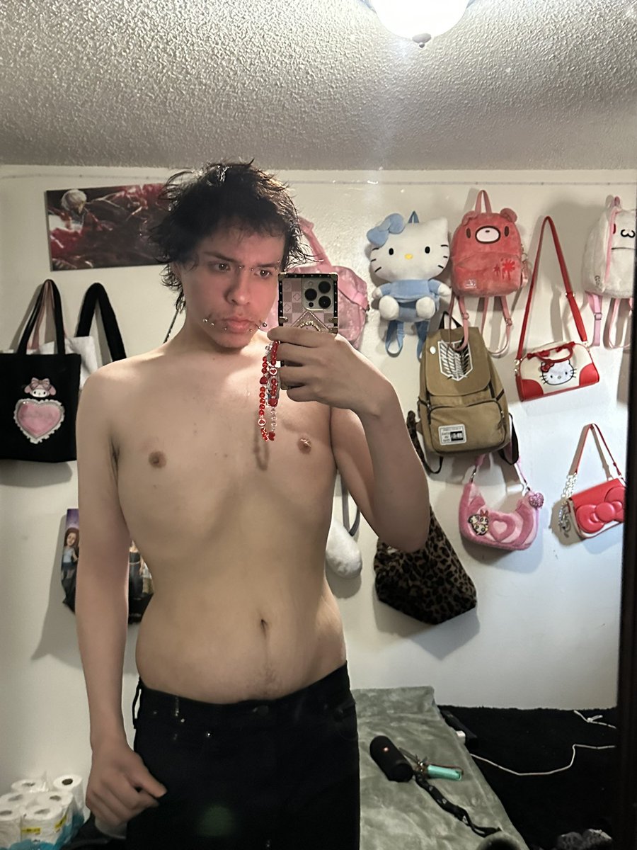 ArjunaSanchez's tweet photo. Thinking about getting my butthole bleached #fyp #search #explore #mlm #gay #bi #RT https://t.co/PDVEngdqLR