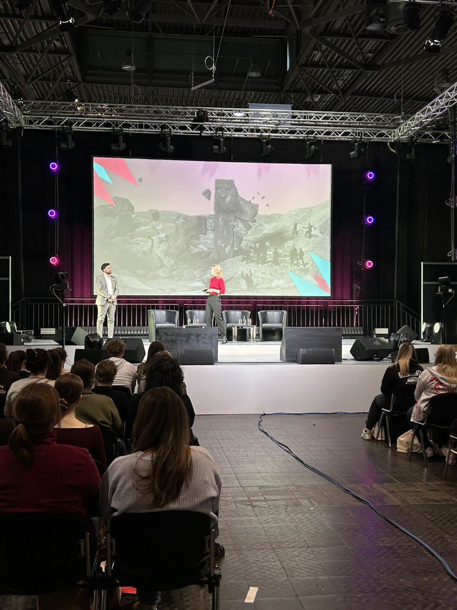 TikTokComms's tweet photo. What fills a room at @buchmesse? #BookTok! 📚 We gathered with a full house to unpack how short videos drive 25M+ book sales (in Germany alone!) and reshape the publishing world. Creators, TikTok &amp; industry voices also shared their insights. https://t.co/suVZRdCIV2