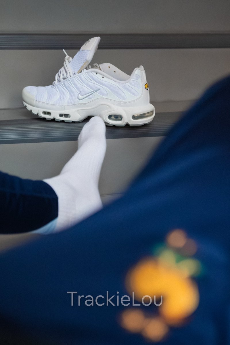 Lou Trackie tweet media