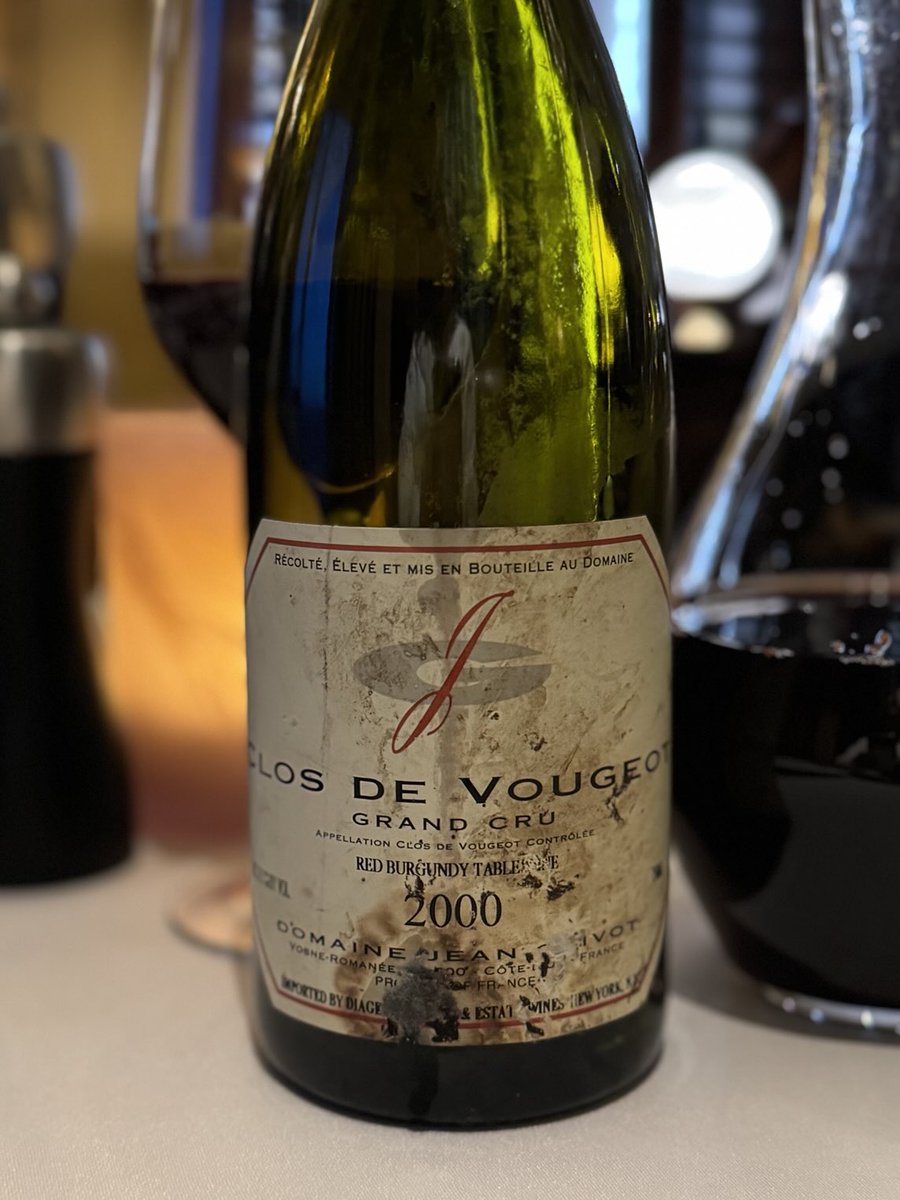 We brought this 25 year old premier cru burgundy to a restaurant to have with coq au vin, which is traditionally cooked with an entire bottle.This bottle was fine but surprisingly still seemed a bit young for the dish. #burgundy #collectwinenowforlater