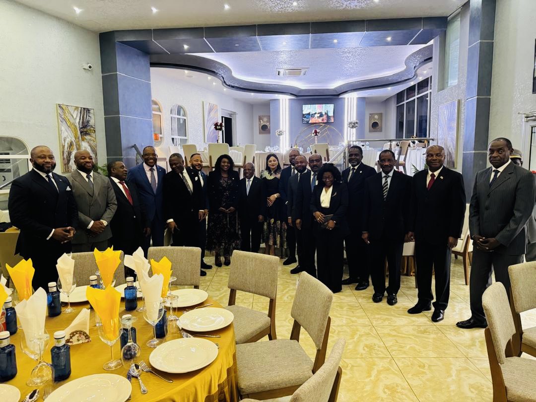 Con ocasión de la presentación ante S.E. el Presidente de la República, Jefe de Estado y de Gobierno #ObiangNguema de la Memoria Anual del <a href="/cndesge/">CNDESGE</a> sobre la situación socioeconómica de Guinea Ecuatorial para el año 2024.