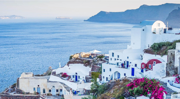 “Wonderful descriptions and a gorgeous community soon had me engrossed with everything happening”
☀️🌺❣️📚🥰
#bookreview #Greece

ADORABLE APRIL AFTERNOONS is the first book in the Greek Retreat trilogy
amazon.co.uk/dp/B0DPL8X95M