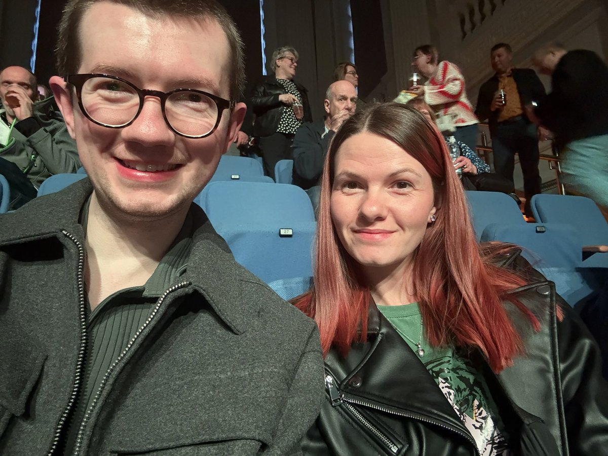 CharlieWebb8's tweet image. Waiting for @alexander_olly in Birmingham 🫶🏼🏳️‍🌈
#UpCloseAndPersonal #Polari