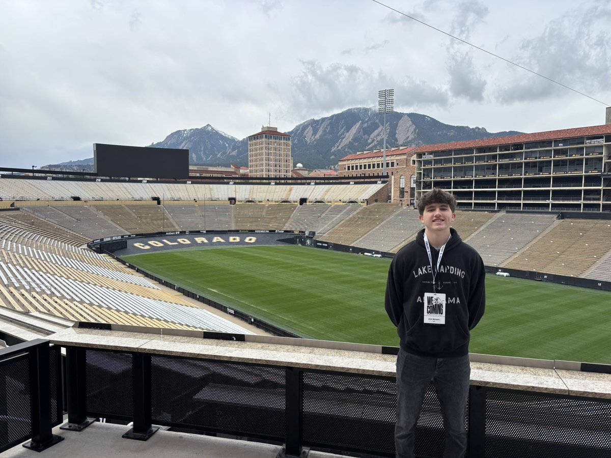 Thank you @CoachPollockCU and the <a href="/CUBuffsFootball/">Colorado Buffaloes Football</a> staff for having me on campus for a spring practice visit! I really enjoyed being able to meet players and coaches and tour the facilities!
<a href="/CUFBRecruit/">Colorado Football Recruiting</a> <a href="/UDC_Recruits/">Underdog Recruits + Consulting</a> <a href="/alexysmakenziee/">Alexys Ellis</a> <a href="/HKA_Tanalski/">Adam</a> <a href="/ColumbusHighFB/">Columbus High School Football</a> <a href="/DeionSanders/">COACH PRIME</a>