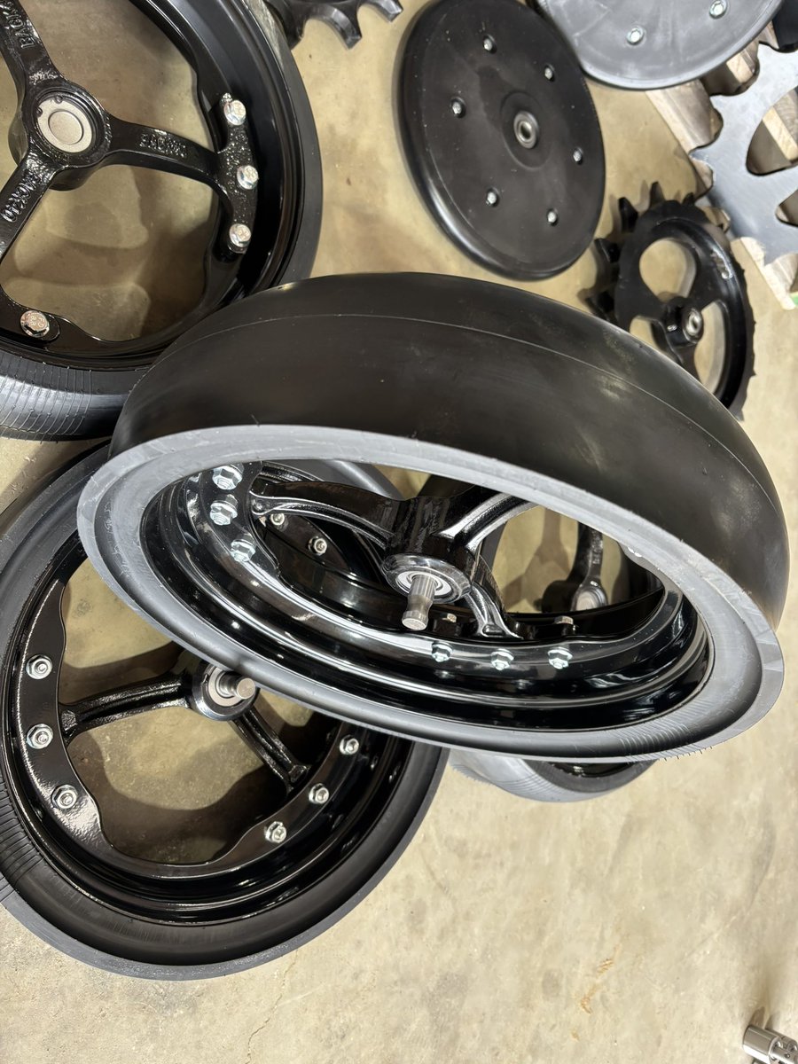 back40sales's tweet photo. Now 2 year Warranty and price beat guarantee.  
We are confident in our spoke gauge wheel quality so why not double the warranty. 
If you can find a better posted price on an equivalent wheel we will beat it! https://t.co/TeEdEU75Wg