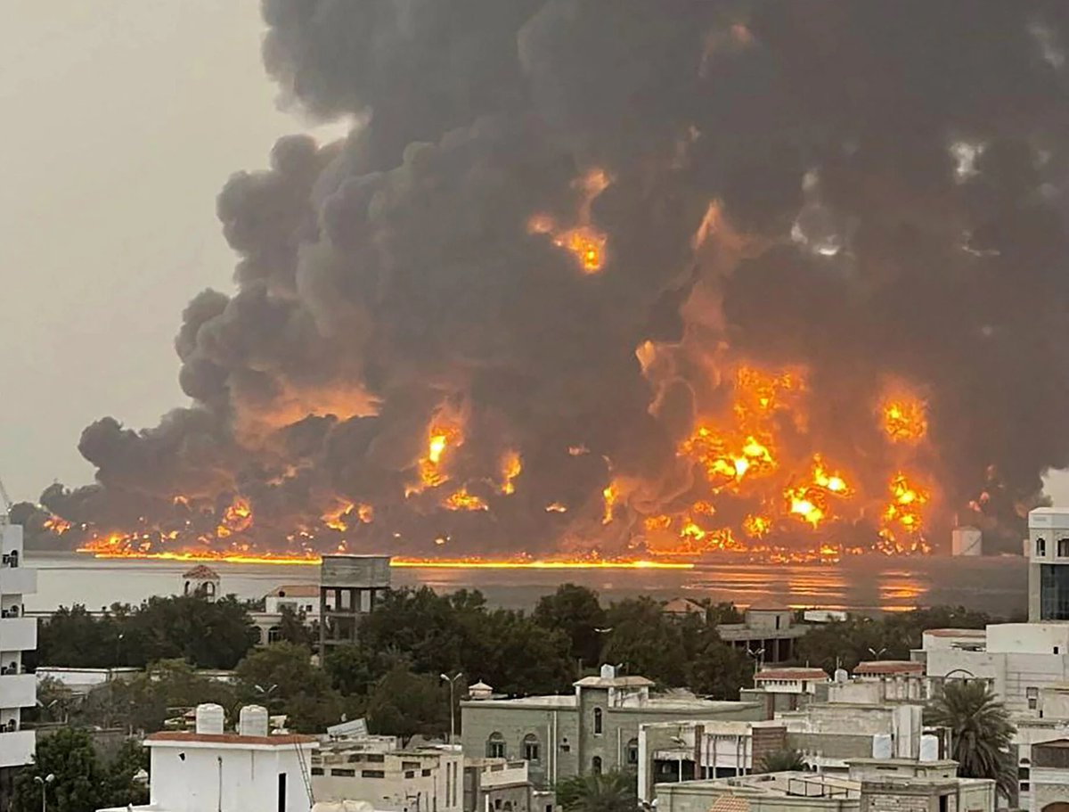 The U.S. just dropped bombs on a vital water source in western Yemen. 

Over 50,000 civilians are now cut off from water. 

This isn’t a mistake. This is a deliberate war crime against civilian infrastructure.

A crime against humanity—carried out in broad daylight.