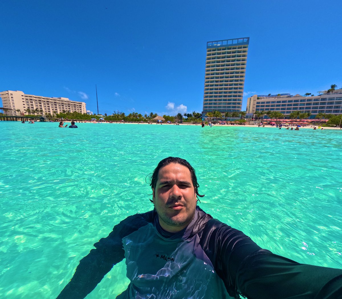 eact2293's tweet photo. Playa 🦞 https://t.co/MUlkHGfjyU