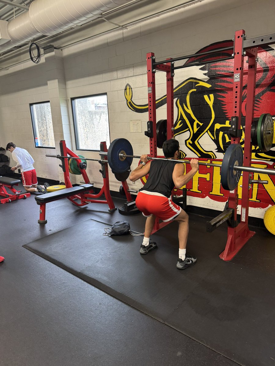Back at it again with <a href="/OverAchieveSS/">Overachieve Sports & Speed</a> 

#CultureWins #MaxEffort #compete
