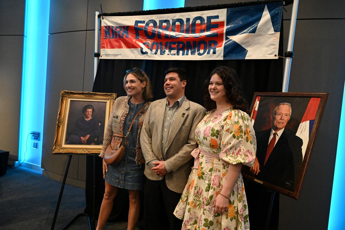 Thank you <a href="/Andy_Taggart/">Andy Taggart</a>, Mark Garriga, Brad White, Jan Rasch, and Lisa Ireland who presented “The Legacy of Kirk Fordice: His Politics, His Policies, and His People” for a record crowd at today's #HistoryIsLunch! Watch the event at bit.ly/4chBapc. <a href="/MississippiDOT/">MDOT</a>
