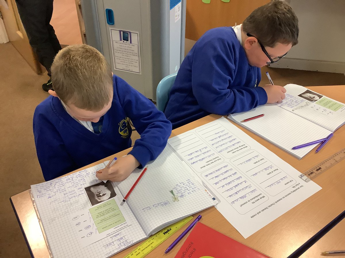 Miss Taylor tweet media