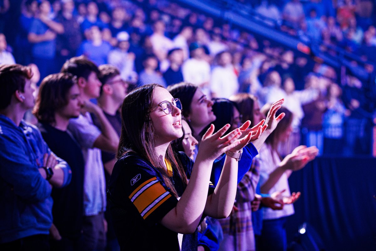 Liberty University (@libertyu) on Twitter photo We kicked off #LUConvo today with Pittsburgh Steelers Chaplain Kent Chevalier, alongside Steelers players Alex Highsmith, <a href="/payton_wilson21/">Payton Wilson</a>, and Miles Killebrew! 🏈
Read more: bit.ly/42904CB We kicked off #LUConvo today with Pittsburgh Steelers Chaplain Kent Chevalier, alongside Steelers players Alex Highsmith, <a href="/payton_wilson21/">Payton Wilson</a>, and Miles Killebrew! 🏈
Read more: bit.ly/42904CB