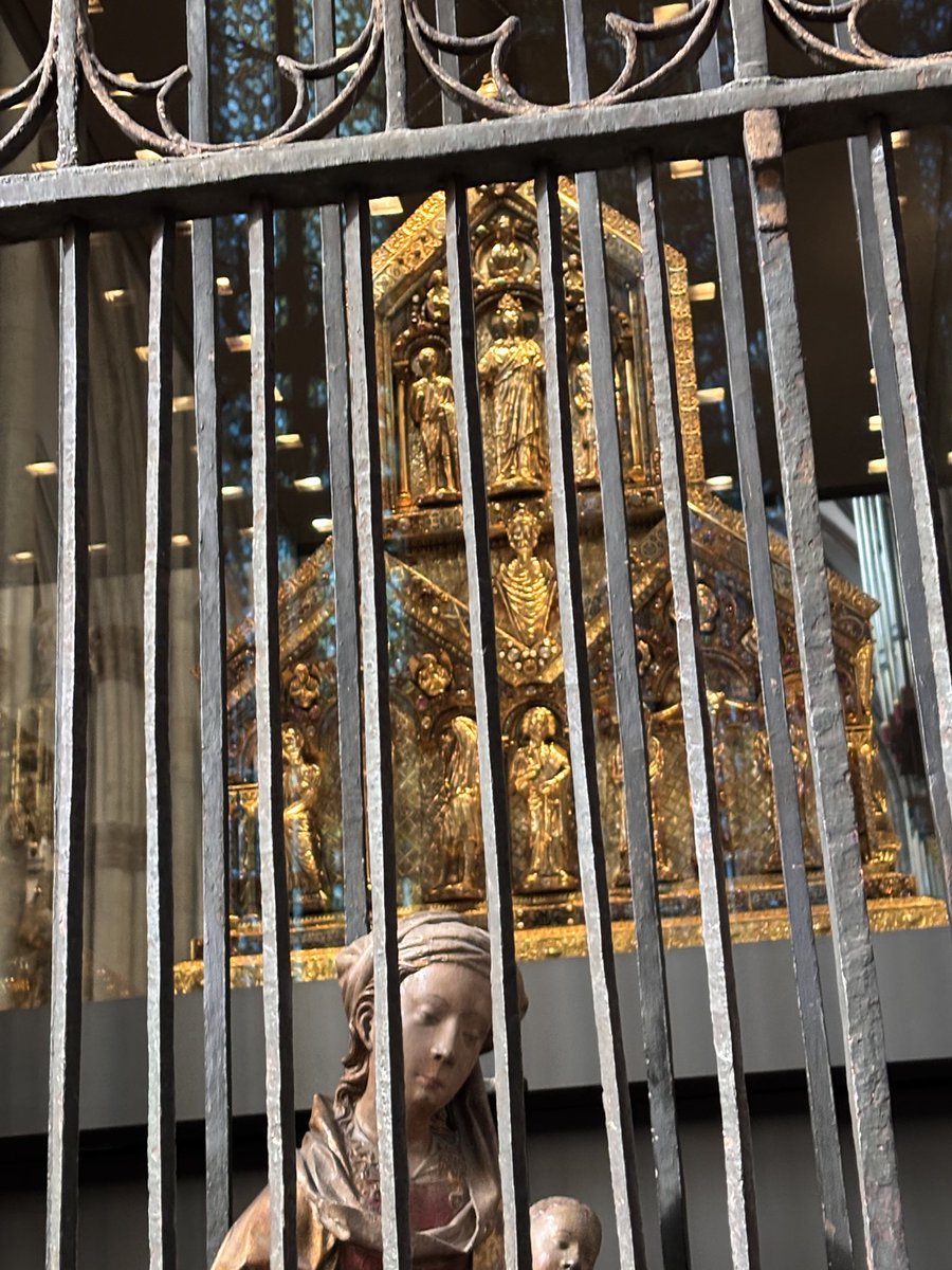 Dr. Mulungi Jonathan (@jonathanwoodmed) on Twitter photo Over the weekend , l had a chance to visit the Cologne Cathedral build in 1248 and a place where the remains of the three wise men that brought gifts to baby Jesus lie. The sarcophagus( shrine) of the three kings (wise men) is enshrined in pure gold <a href="/UKKoeln/">Uniklinik Köln</a> <a href="/GermanyDiplo/">GermanForeignOffice</a> . Over the weekend , l had a chance to visit the Cologne Cathedral build in 1248 and a place where the remains of the three wise men that brought gifts to baby Jesus lie. The sarcophagus( shrine) of the three kings (wise men) is enshrined in pure gold <a href="/UKKoeln/">Uniklinik Köln</a> <a href="/GermanyDiplo/">GermanForeignOffice</a> .