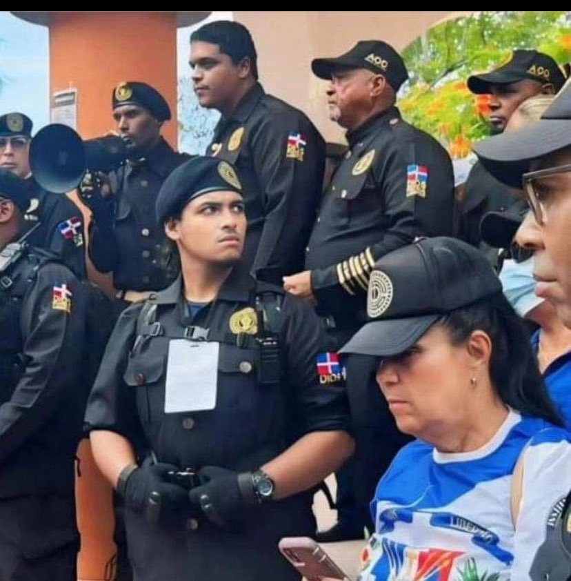 Viva la <a href="/AntiguaOrden_RD/">Antigua Orden Dominicana</a>  !!!