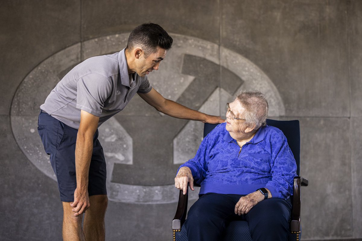 Austin Rustand (@austin_rustand) on Twitter photo Elaine Michaelis is the godmother of BYU Athletics. She is an unbelievable woman whose impact on BYU and women’s athletics cannot be overstated! 
universe.byu.edu/2022/03/09/ela… Elaine Michaelis is the godmother of BYU Athletics. She is an unbelievable woman whose impact on BYU and women’s athletics cannot be overstated! 
universe.byu.edu/2022/03/09/ela…