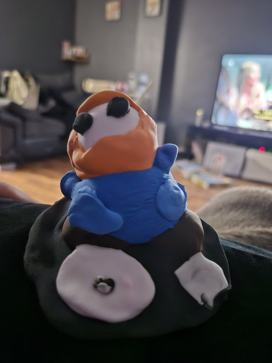 BuntenImogen's tweet photo. @caseohs_mom my daughter made a clay Caseoh at school please show him she will explode with happiness!! https://t.co/KggH4uvHEU
