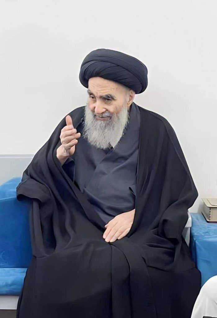 رسالة المرجع الاعلى سماحة الإمام علي السيستاني للشيعة في العراق:
الوطن يسير نحو التعافي والاستقرار ادعو الجميع إلى عدم الخوف والتمسك بالأمل في مستقبل أفضل.. تمتلكون إرثًا حضاريًا عظيمًا حافظوا عليه كجزء من هويتكم الثقافية والتاريخية وتمسكوا بقيمكم وعاداتكم ومبادئكم العراقية