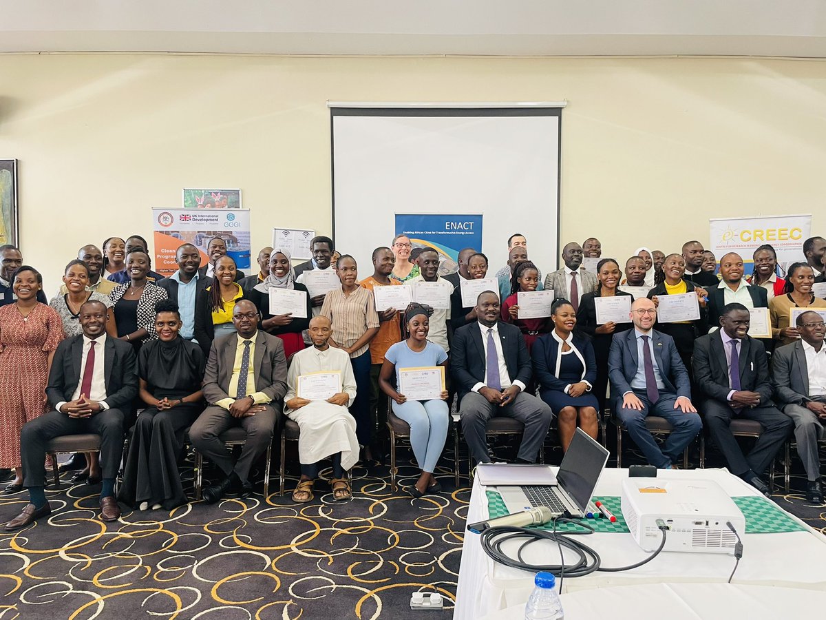 UKinUganda's tweet image. The @UKMECS programme continues to transform cooking methods in 🇺🇬, leading to cleaner, safer households.

Today, an award ceremony was held for technicians who have trained to repair #EPCs to support the smooth transition of e-cooking with #EPCs 

#CleanCooking
#GoFarGoTogether