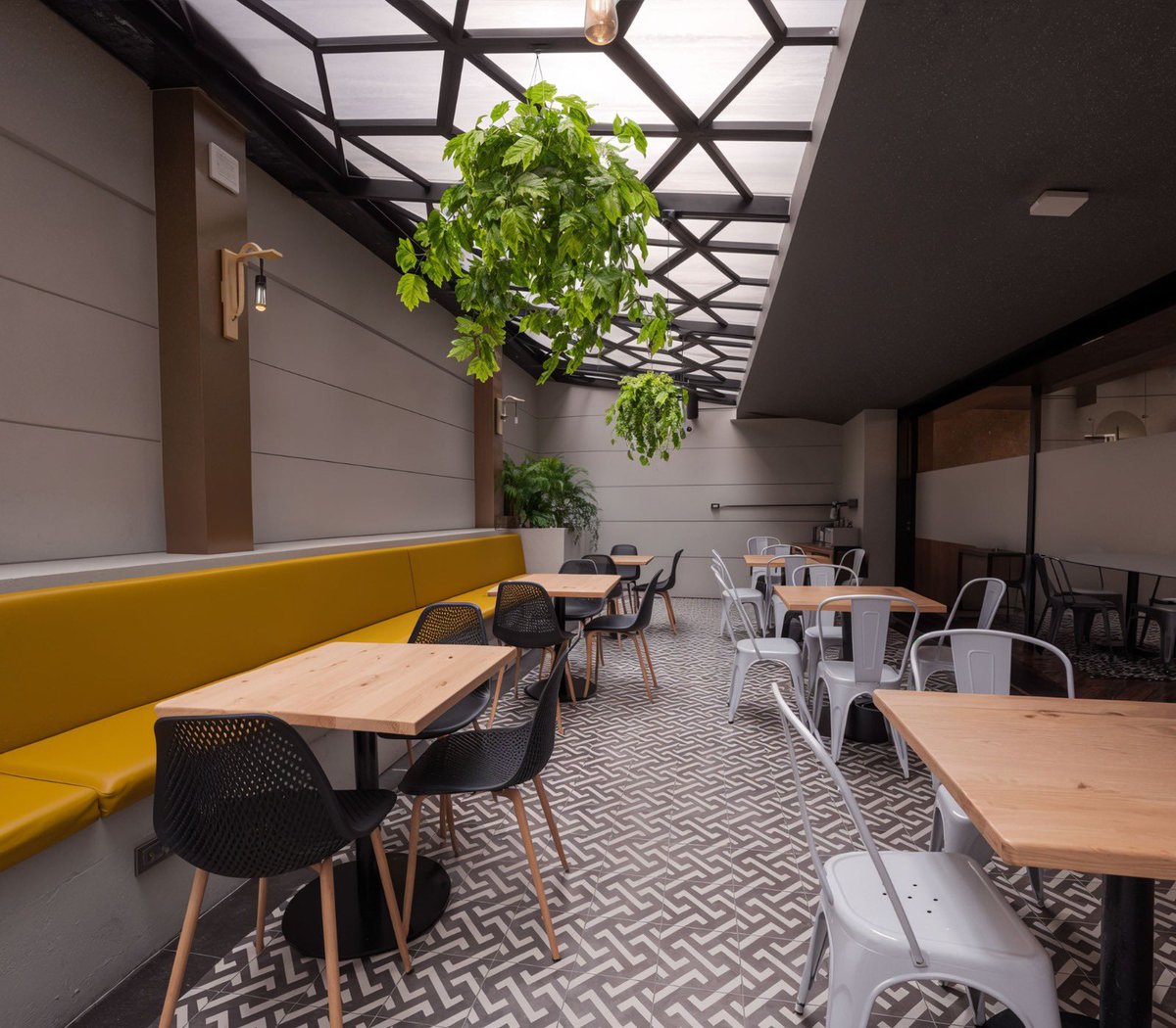 Emprendu_'s tweet photo. Querid@s Amig@s, compartimos con ustedes fotos de cómo quedó el cuarto edificio de @Emprendu_ en Bogotá… https://t.co/4JNiKL3mX8