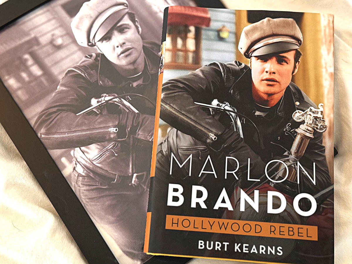 brandobook's tweet image. …published one year ago today, on the eve of Marlon Brando’s centennial. Thank you all for your support.
MarlonBrandoBook.com
@ApplauseBooks @LeeLiterary @TheOldHollywood