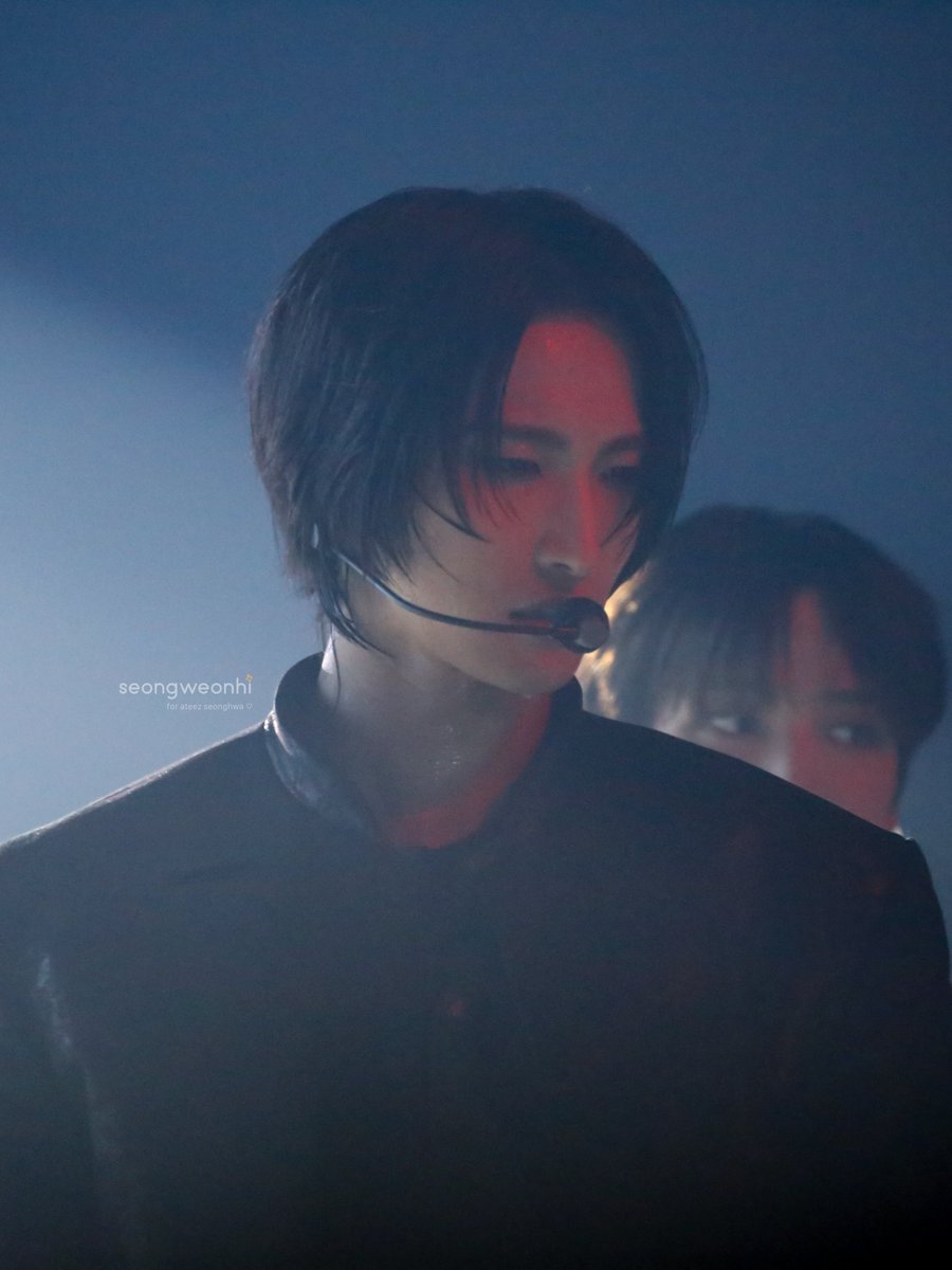 superstar seonghwa ✨

#RunwayStarSeonghwaDay
#영원히_빛날_성화야_생일축하해 #성화 #에이티즈 #SEONGHWA #ATEEZ