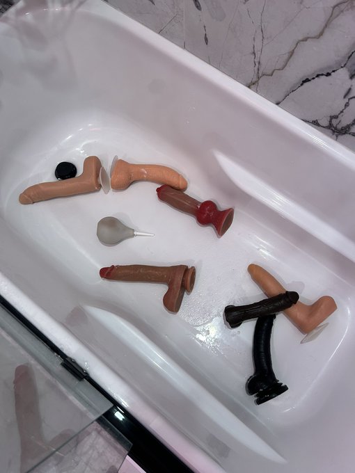 What prepping for enormous cock entails. https://t.co/ZeK7XU3ssg