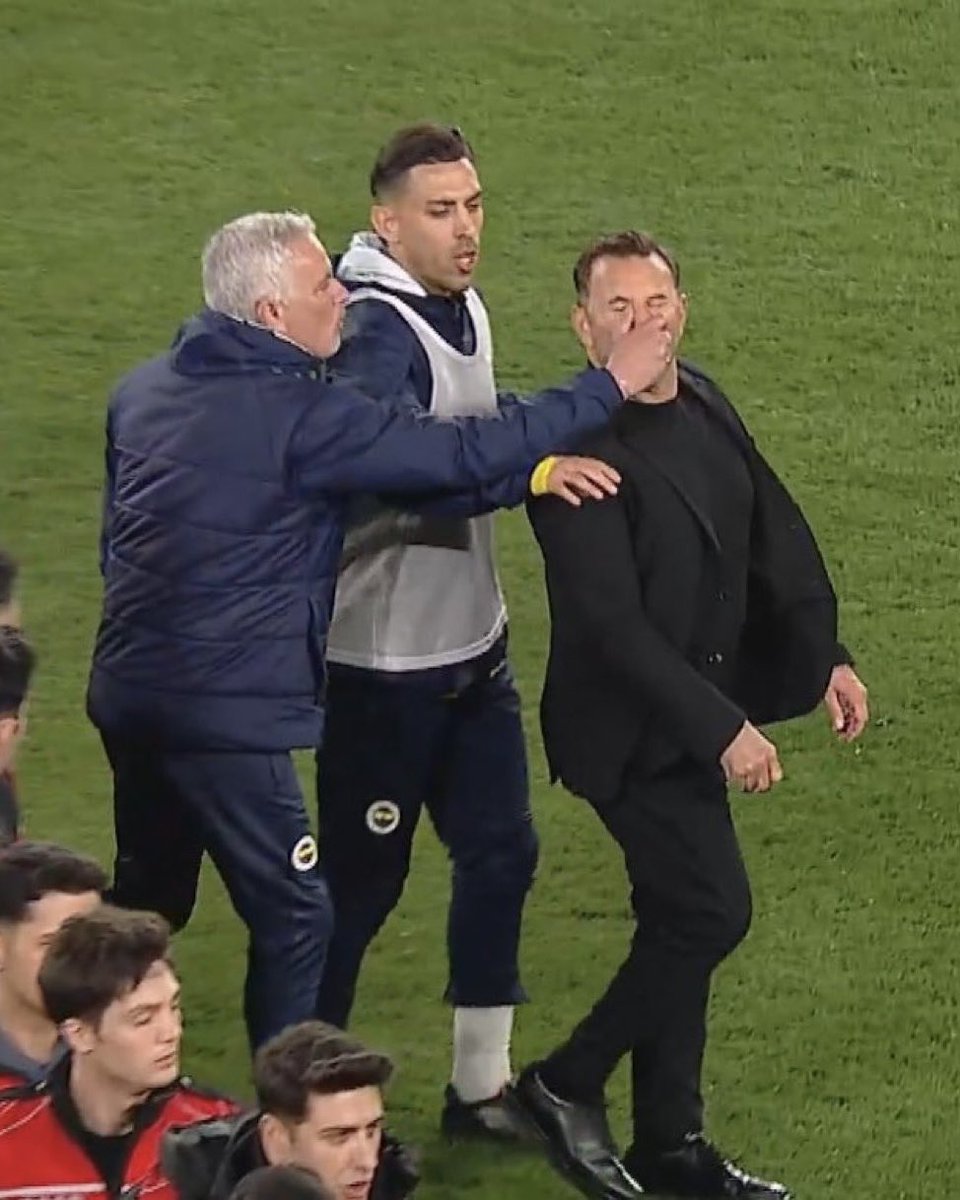 Okan Buruk’a kalkan o el, doğrudan Galatasaray’a uzanmış ve dokunmuştur. Kimse bu kulübe bu kadar kolay dokunamaz; dokunan da bedelini öder!