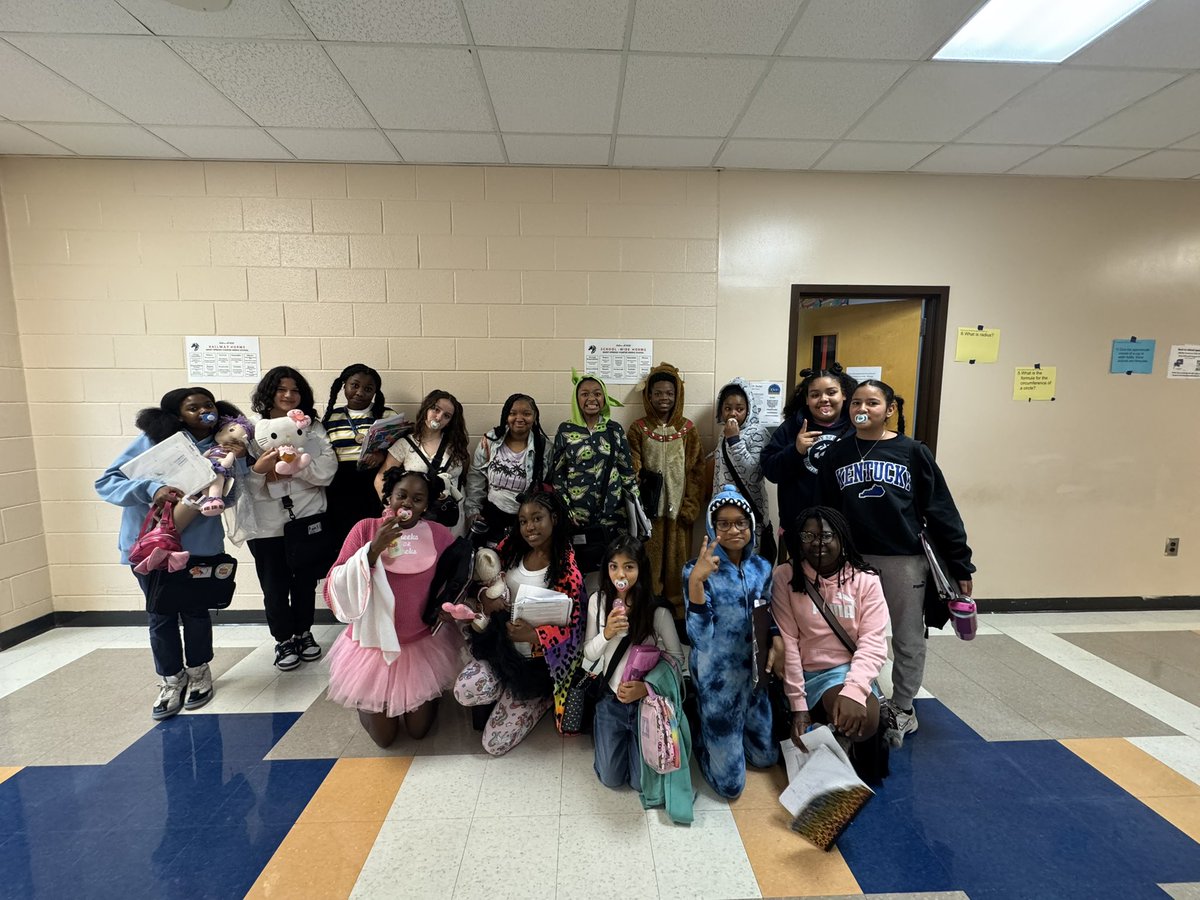 Stephanie Hosley (@hosleystephanie) on Twitter photo Spirit week!!! Our <a href="/SSCMS_FCS/">Sandy Springs Charter Middle School - FCS</a> “babies” during generation day. Everyone had a blast! <a href="/lhwoodruff/">Laurie Woodruff</a> <a href="/MarcquezHaley/">Marcquez Haley</a> Spirit week!!! Our <a href="/SSCMS_FCS/">Sandy Springs Charter Middle School - FCS</a> “babies” during generation day. Everyone had a blast! <a href="/lhwoodruff/">Laurie Woodruff</a> <a href="/MarcquezHaley/">Marcquez Haley</a>
