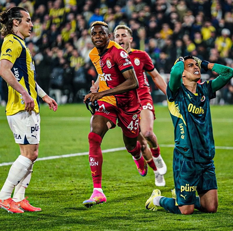 Böyle bir şey olabilir mi yaaaa AHAHAHAHHAHAHAH 
ABİİİİ BU FOTOĞRAF ŞAKA MIĞĞĞĞĞ
#şampiyoncimbom