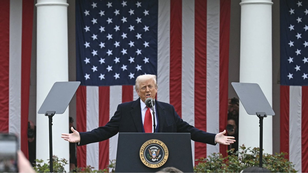 Late Debate (@latedebaterte) on Twitter photo President Trump announces his tariffs on 'Liberation Day'.
Economic reaction from here and in Europe.
And a bill seeking inspections of flights for arms passes its 3rd stage in the Seanad.
<a href="/markduffymayo/">Senator Mark Duffy</a>, <a href="/aliceeire/">Alice-Mary Higgins</a>, <a href="/Keyes/">Seán Keyes</a>, <a href="/christinafinn8/">Christina Finn</a> President Trump announces his tariffs on 'Liberation Day'.
Economic reaction from here and in Europe.
And a bill seeking inspections of flights for arms passes its 3rd stage in the Seanad.
<a href="/markduffymayo/">Senator Mark Duffy</a>, <a href="/aliceeire/">Alice-Mary Higgins</a>, <a href="/Keyes/">Seán Keyes</a>, <a href="/christinafinn8/">Christina Finn</a>