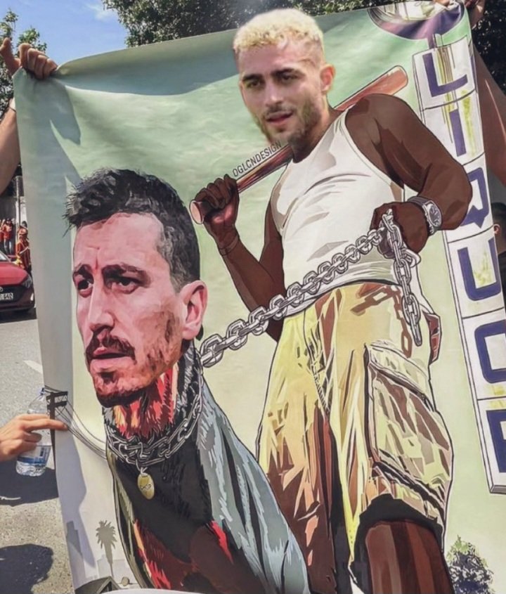 Sen o futbol pisliğine gerekeni yaptın ya sana helâl olsun aslan #Fenerbahçe #GalatasaraySK Mert Hakan Barış Alper Yılmaz