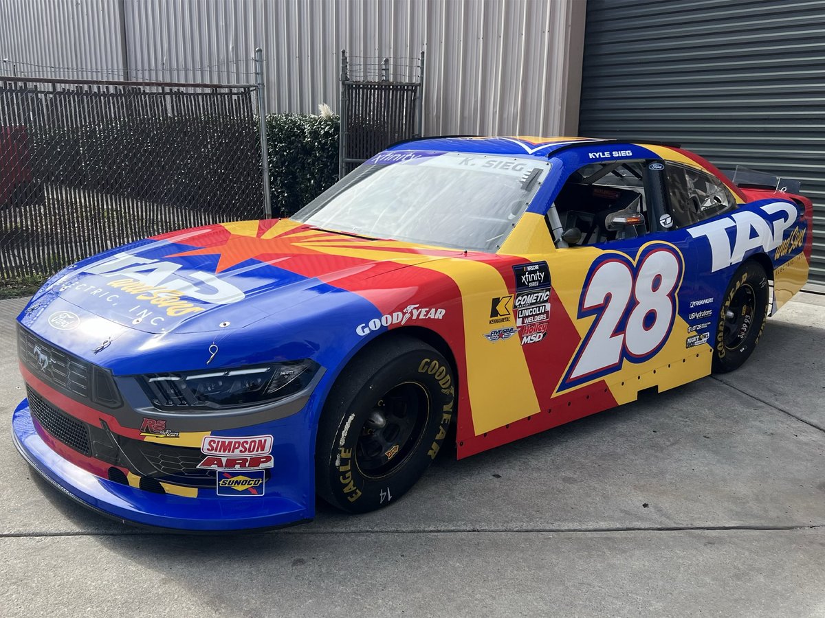 Pre-orders are open for the No. 28 Kyle Sieg Tap and Sons Electric die-cast! 

➡️ bit.ly/AllDiecast