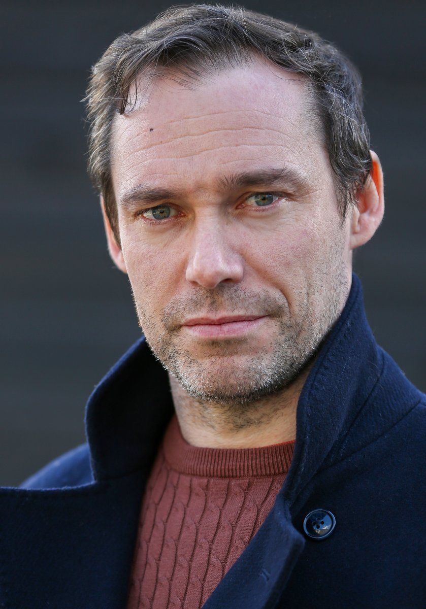 Actors' headshot session in Central London WC1 on April 7th &amp; 8th &amp; 26th to 28th. For more information or to book, please email carlproctorphotos@gmail.com or call 07956 283340. [carlproctorphotography.com](carlproctorphotography.com?