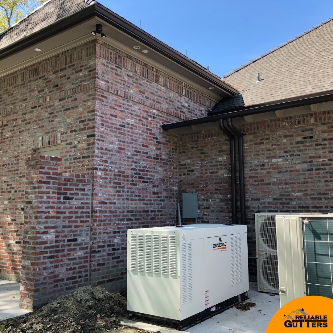 RGuttersPro's tweet image. Gutters work quietly, keeping your home safe from water damage. You’d notice if they weren’t there! 👀💧 When was the last time you checked yours?

 #GutterCheck #StayDry #LittleThingsMatter