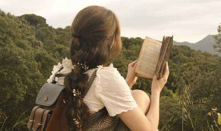 AcademiaDreams's tweet image. Hello April 🌱🐛