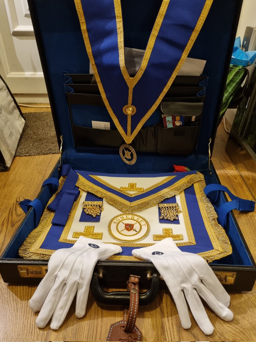 W.Bro. Mike Norton (@michael86611903) on Twitter photo Picked up my Silver Provincial Pursuivant jewel today and gave it a Polish. I am now already for tomorrow's big day. Early start to help with parking <a href="/PGLSomerset/">Somerset Freemasons</a> Picked up my Silver Provincial Pursuivant jewel today and gave it a Polish. I am now already for tomorrow's big day. Early start to help with parking <a href="/PGLSomerset/">Somerset Freemasons</a>
