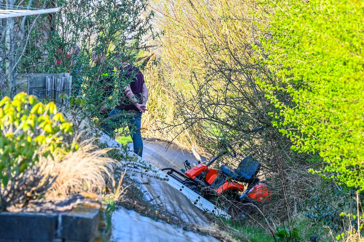 Bestuurder grasmaaier gewond na ongeval