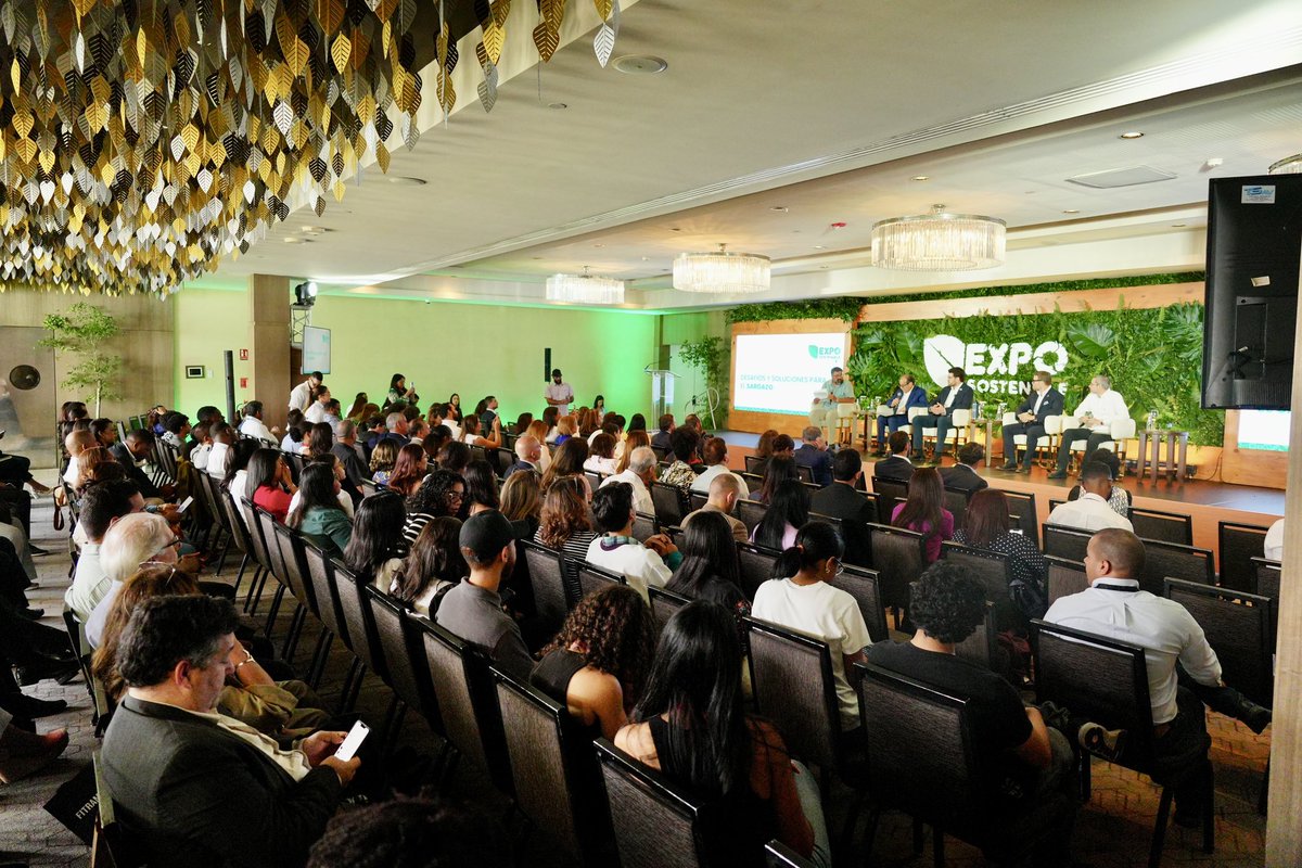 Mis felicitaciones al <a href="/codessd/">codessd</a> y a <a href="/Rsamuelsena/">Samuel Sena</a> por la organización de esta #ExpoSostenible2025. ♻️ En <a href="/PortuariaRD/">Autoridad Portuaria Dominicana</a>, mantenemos el compromiso de continuar implementando políticas que fomenten la sostenibilidad en nuestros puertos y #MuellePesqueroRD. 🇩🇴🌊

#PortuariaRD