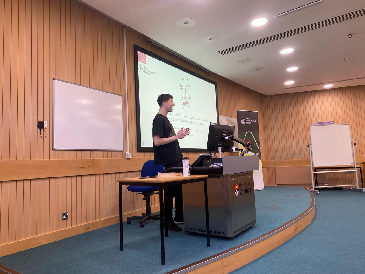 And just like that, my final PhD student conference is over! So glad I finally got to present at the <a href="/RoyEntSoc/">Royal Entomological Society</a> Student Forum as a delegate—and thrilled to receive a prize for my talk (as the cheesy smile shows). Huge thanks to everyone who made it such a great event 🐝 

#SF25