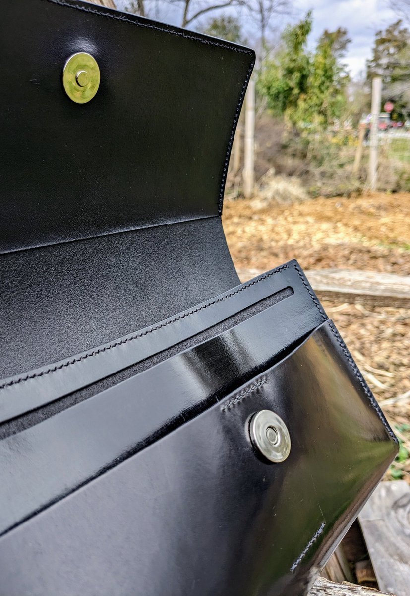 flyingmonk_lg's tweet image. Italian leather clutch, which I made for my darling wife. I've since moved away from the high gloss resin finishes usually, but man that shine is something else. Reminds me to experiment with carnauba wax, which is the hardest natural wax (and thus the shiniest).