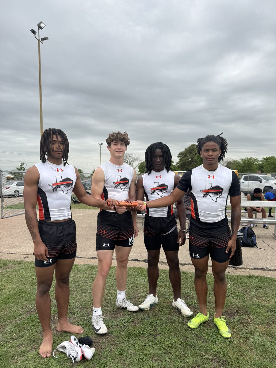 Coach Brannon-Haltom (@brannonjoe) on Twitter photo Records are made to be broken!
These young men put the work in to break the school 4x200 record!
1:27.33 Records are made to be broken!
These young men put the work in to break the school 4x200 record!
1:27.33