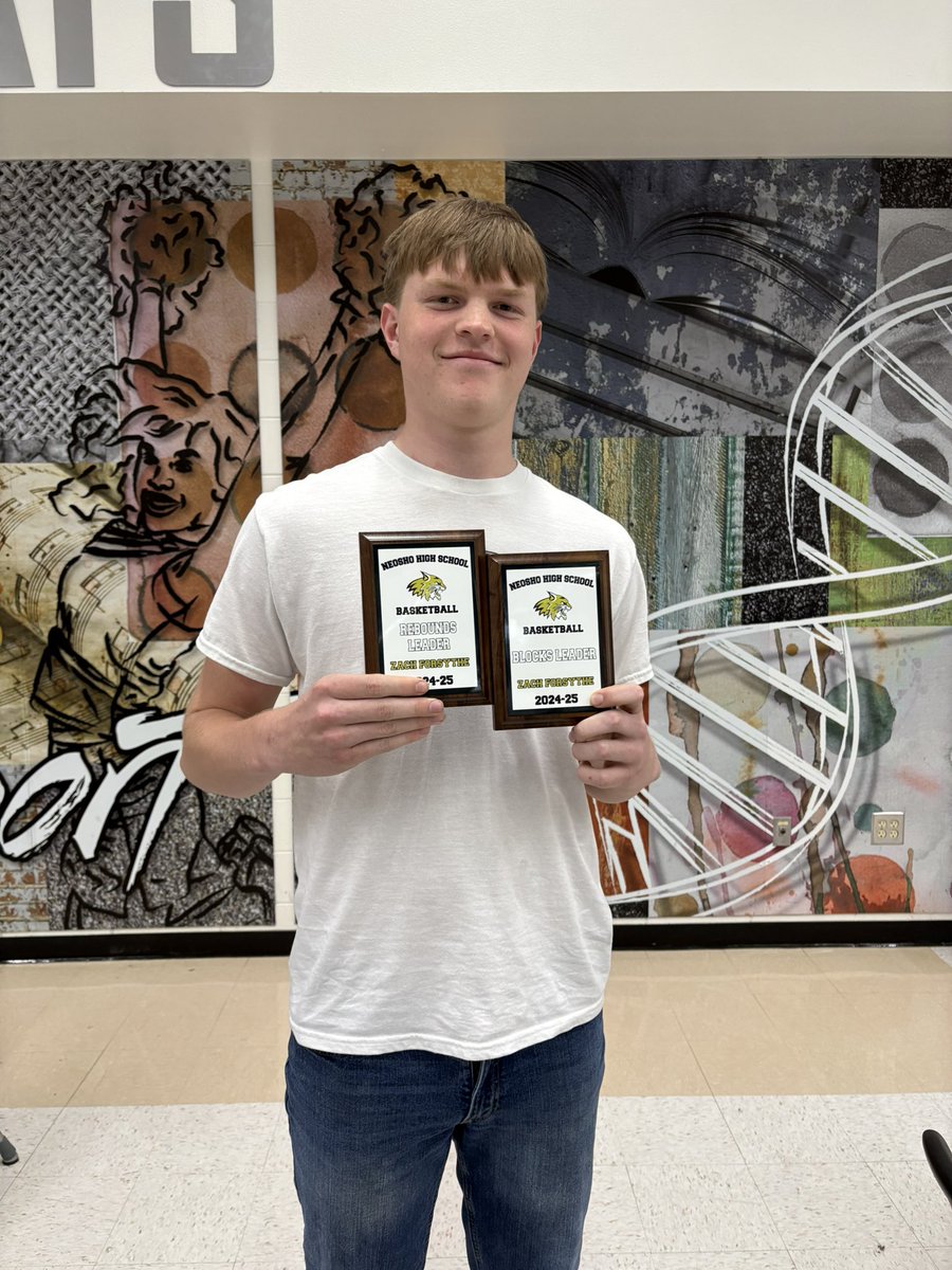 We celebrated our season and a great group of kids at our end of the season banquet tonight. Congratulations to all our award winners and thank you to our seniors!